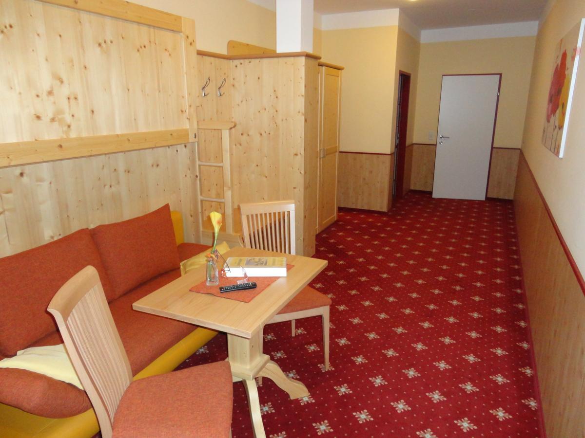 Hotel Hubertushof Флахау Екстериор снимка